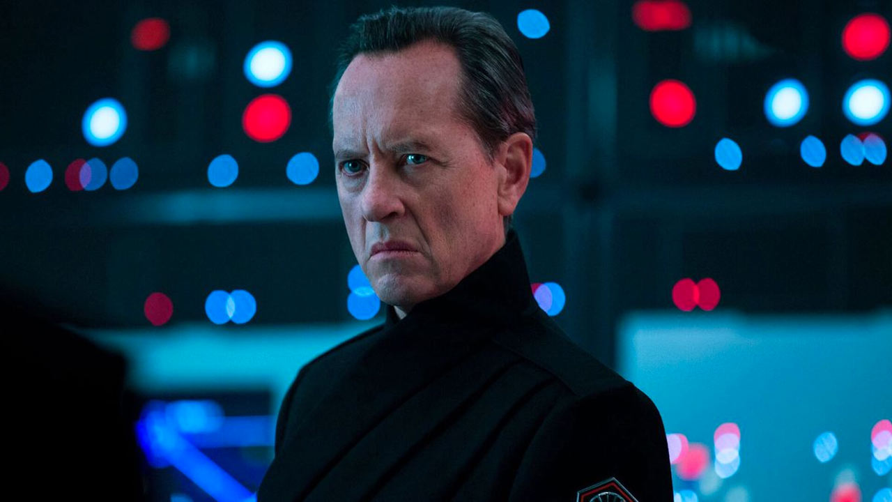 Loki: Richard E. Grant nel cast della serie Marvel