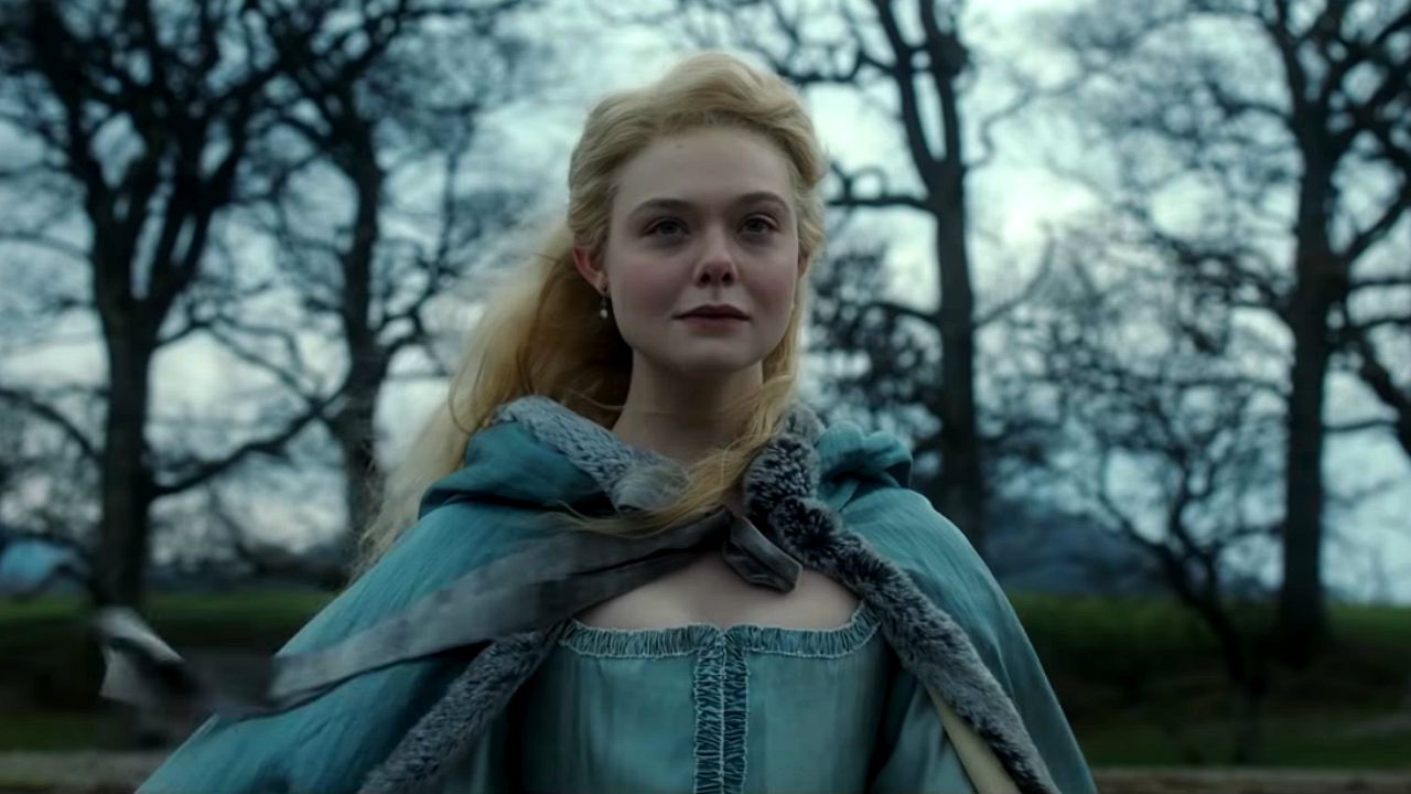Elle Fanning e Nicholas Hoult nel trailer di The Great, miniserie tv satirica su Caterina la Grande