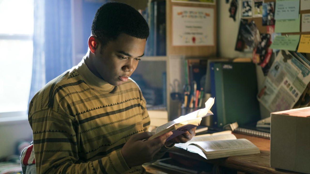 When The Streetlights Go On: Il trailer ufficiale della serie teen mystery di Quibi