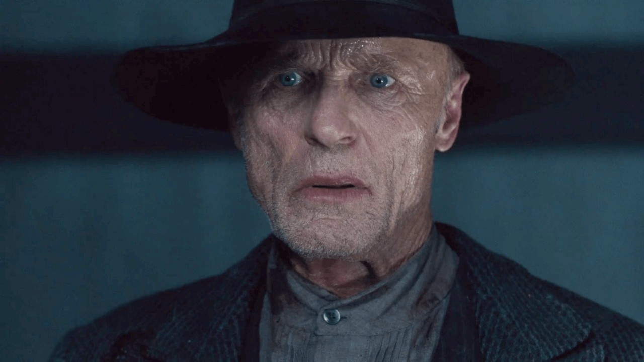 Westworld 4: Lo showrunner dà un'anticipazione preoccupante sull'Uomo in Nero