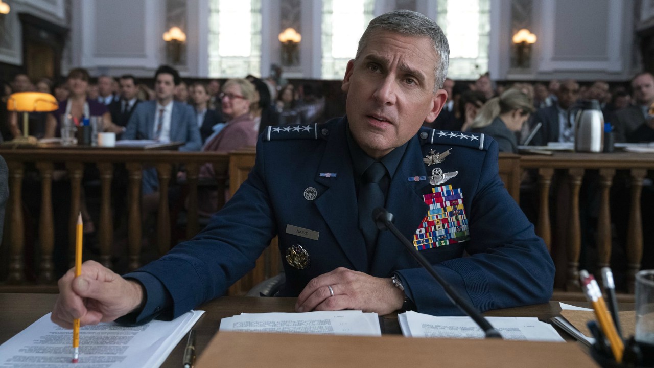 Space Force: La vera storia dietro la comedy di Netflix con Steve Carell