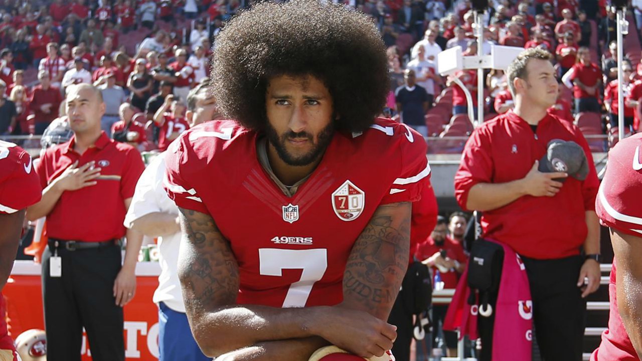 La storia della star del football e attivista Colin Kaepernick ispira una miniserie Netflix
