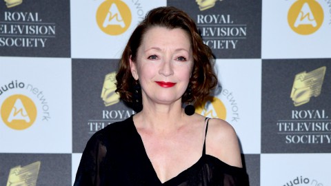 The Crown: Lesley Manville sarà la Principessa Margaret nella quinta stagione
