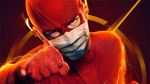 Gli eroi dell’Arrowverse indossano la mascherina nei nuovi poster di The Flash, Supergirl e Legends of Tomorrow