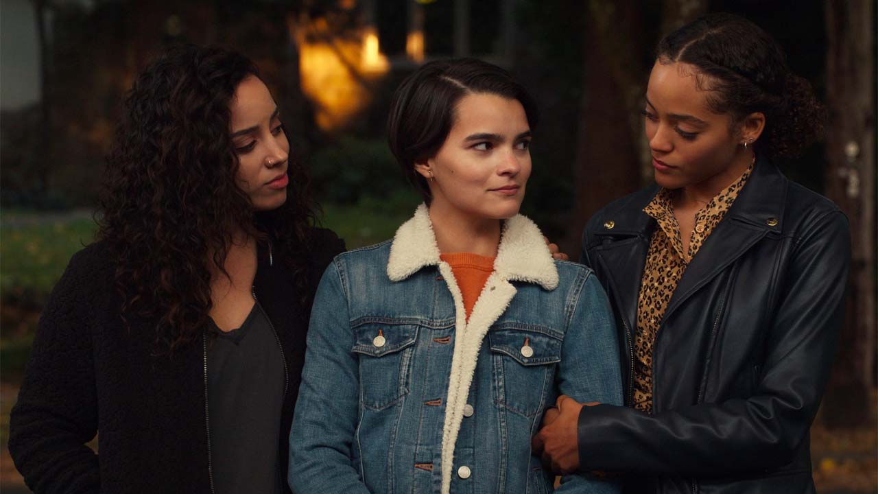 Trinkets, il trailer ufficiale della stagione 2: Ultimo taccheggio per le ragazze