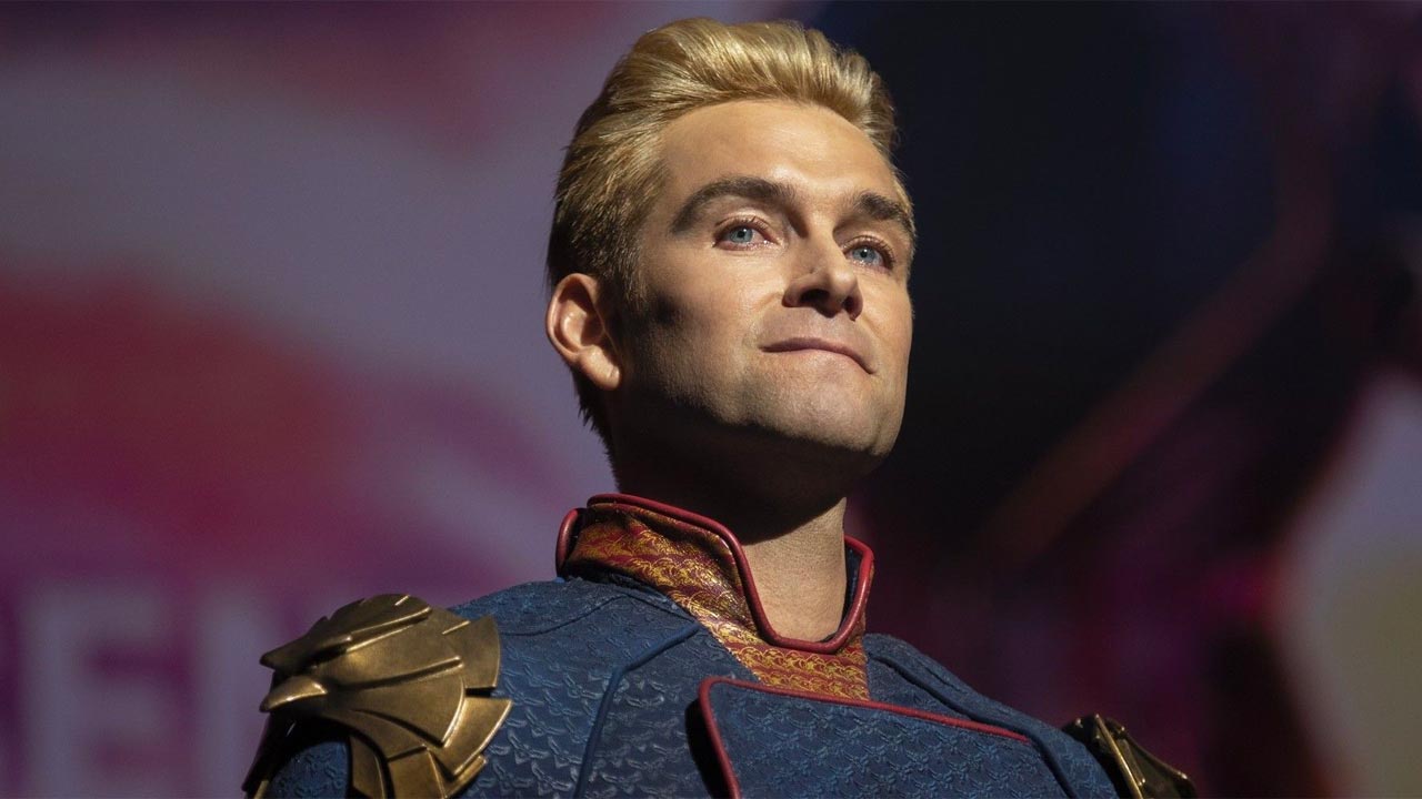 The Boys 2, Antony Starr a proposito di quelle folli palpatine nell'episodio 4: Terribile ma spassosissimo