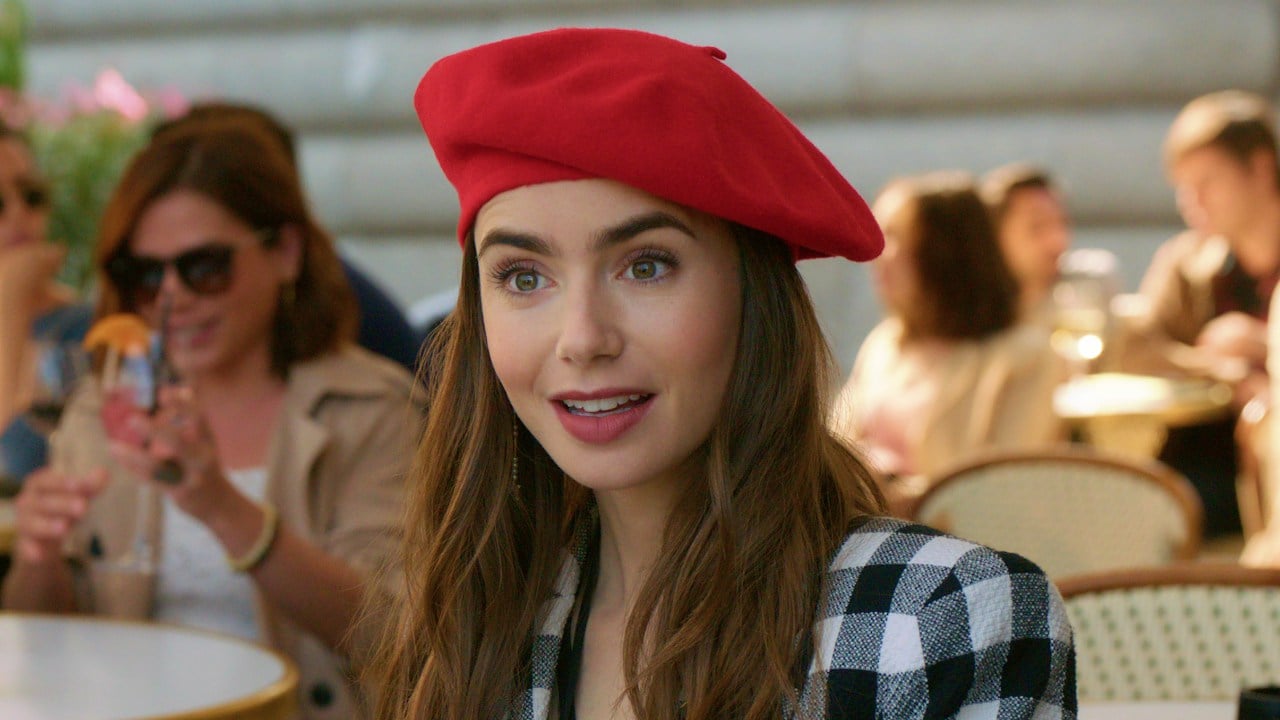 Emily in Paris: Il delizioso trailer ufficiale della serie con Lily Collins  in arrivo su Netflix