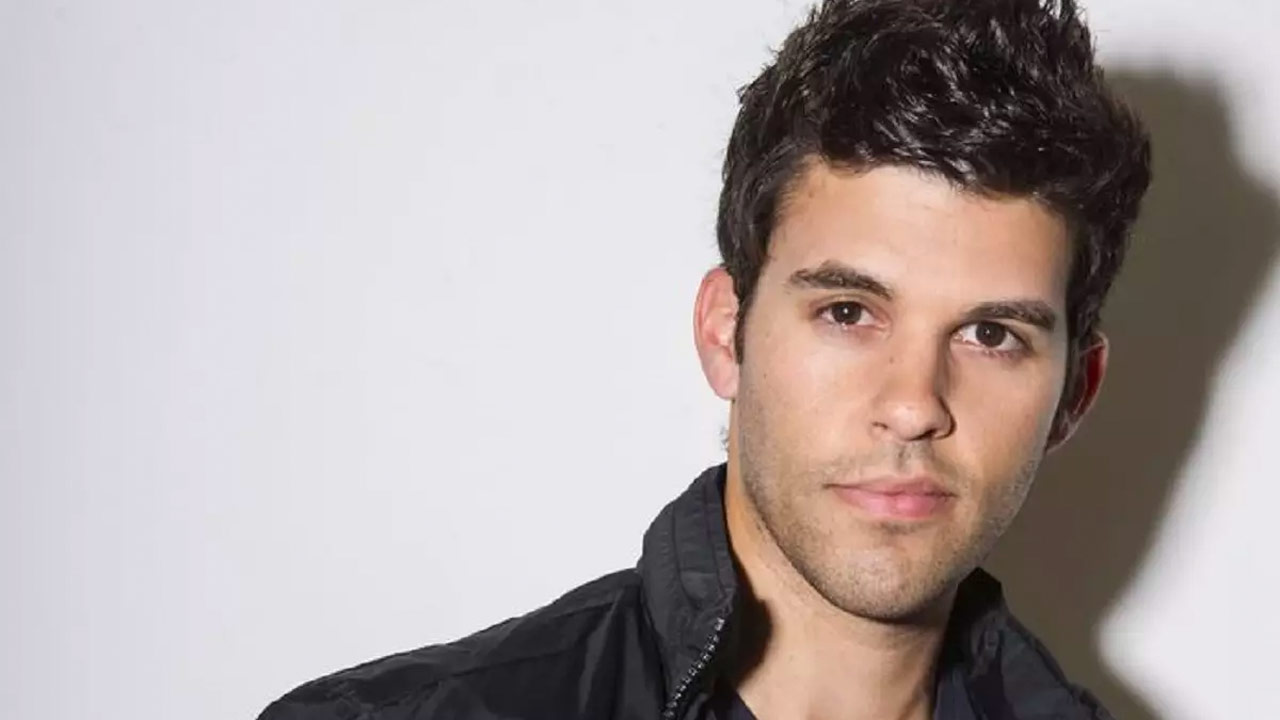 La star di The Originals Steven Krueger nella stagione 3 di Roswell, New Mexico