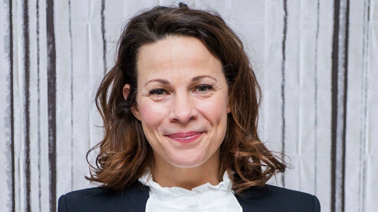 Outer Range: Lili Taylor raggiunge Josh Brolin nel mistery drama di Amazon