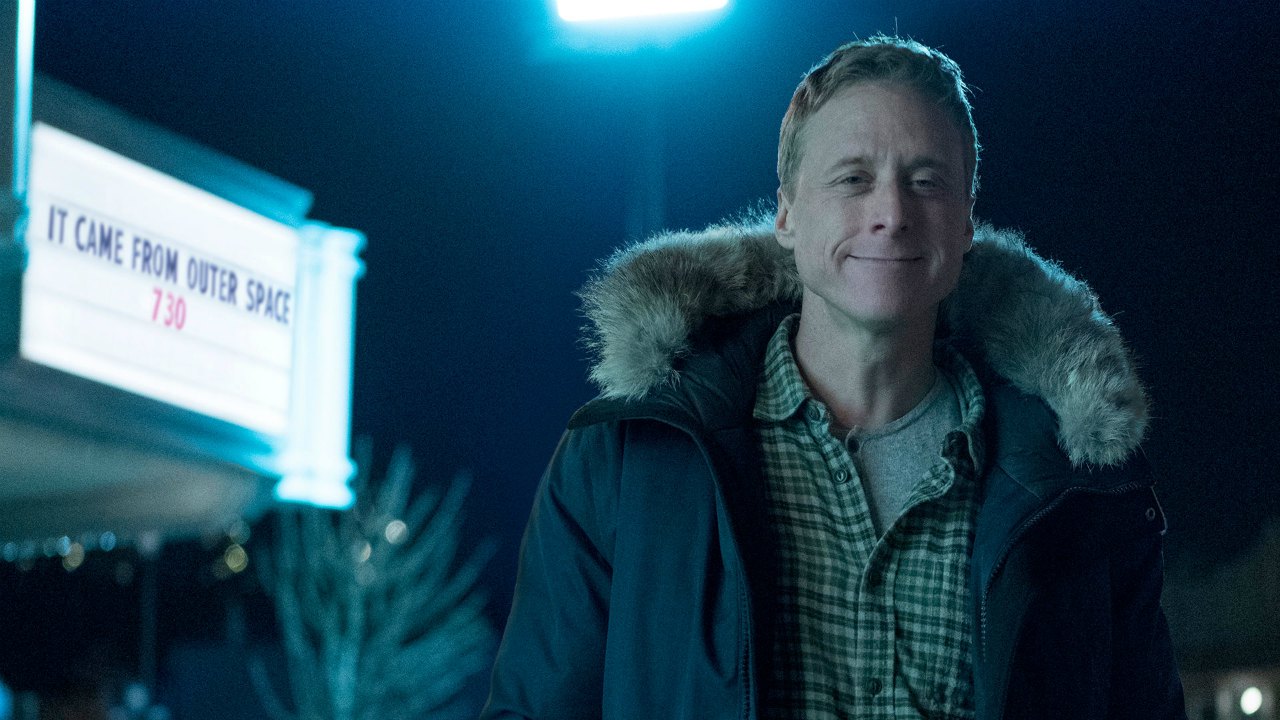 Resident Alien: Il trailer della nuova serie tv con Alan Tudyk alieno sopra le righe