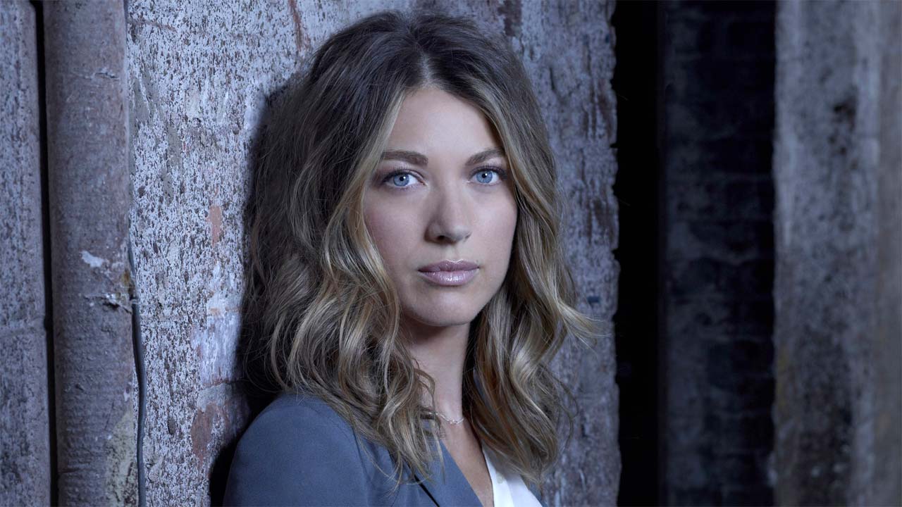 NBC ordina La Brea con Natalie Zea e le comedy American Auto e Grand Crew