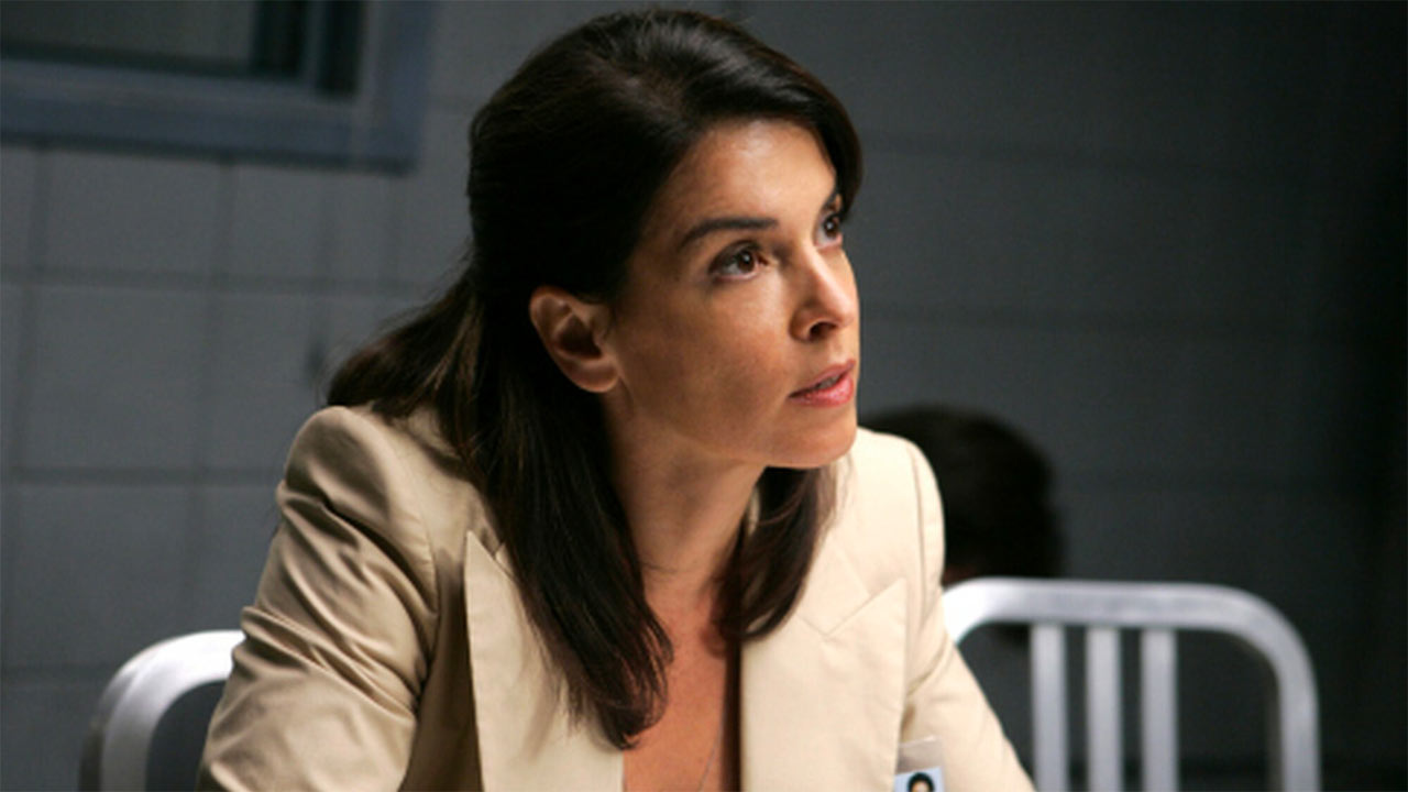 Law & Order: Unità Speciale riporta in tv la Carolyn Barek di Annabella Sciorra