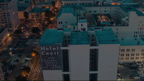 Sulla scena del delitto: Il caso del Cecil Hotel, il trailer della nuova imperdibile docuserie Netflix
