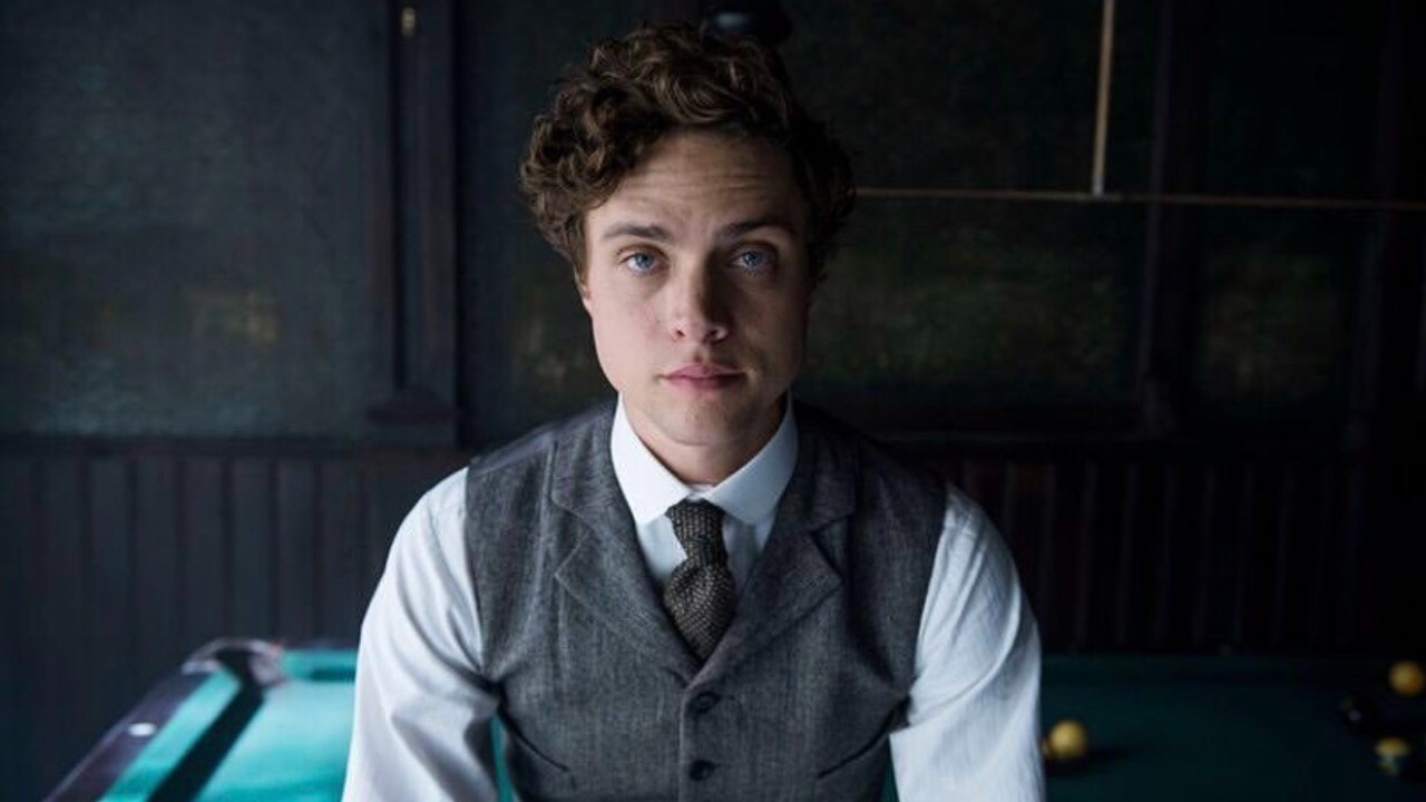 Clarice: La serie sequel de Il silenzio degli innocenti affida un ruolo ricorrente a Douglas Smith