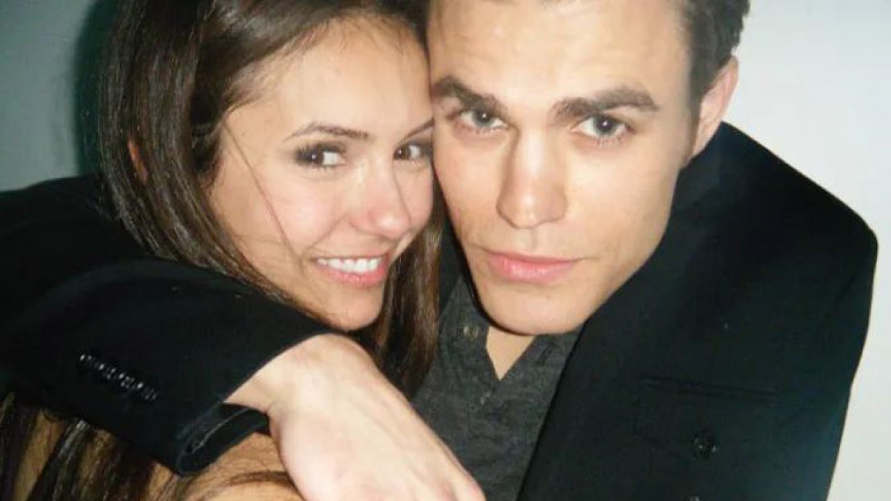 The Vampire Diaries: Reunion sulla neve per Nina Dobrev e Paul Wesley