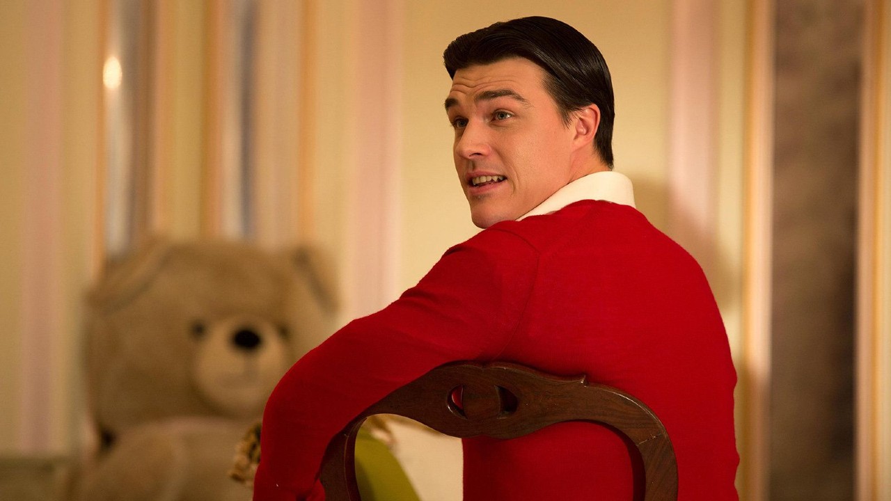American Horror Story 10 sarà una stagione molto diversa dalle precedenti, parola di Finn Wittrock
