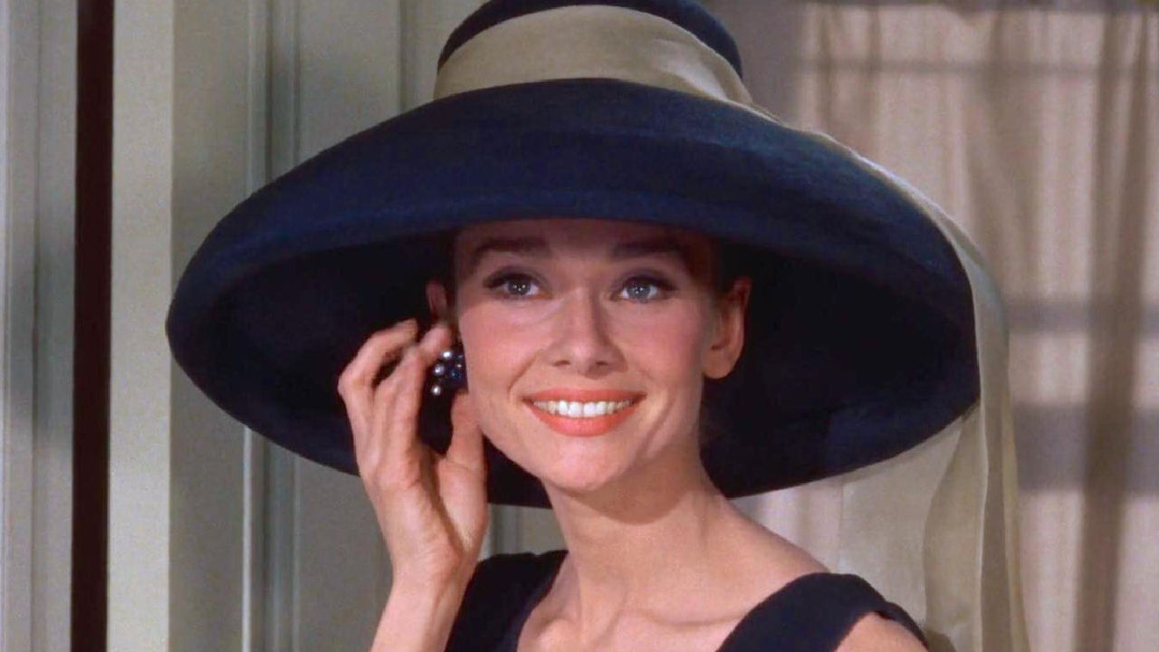 Audrey Hepburn, un’icona raccontata in una serie tv scritta dalla sempre più lanciata Jacqueline Hoyt