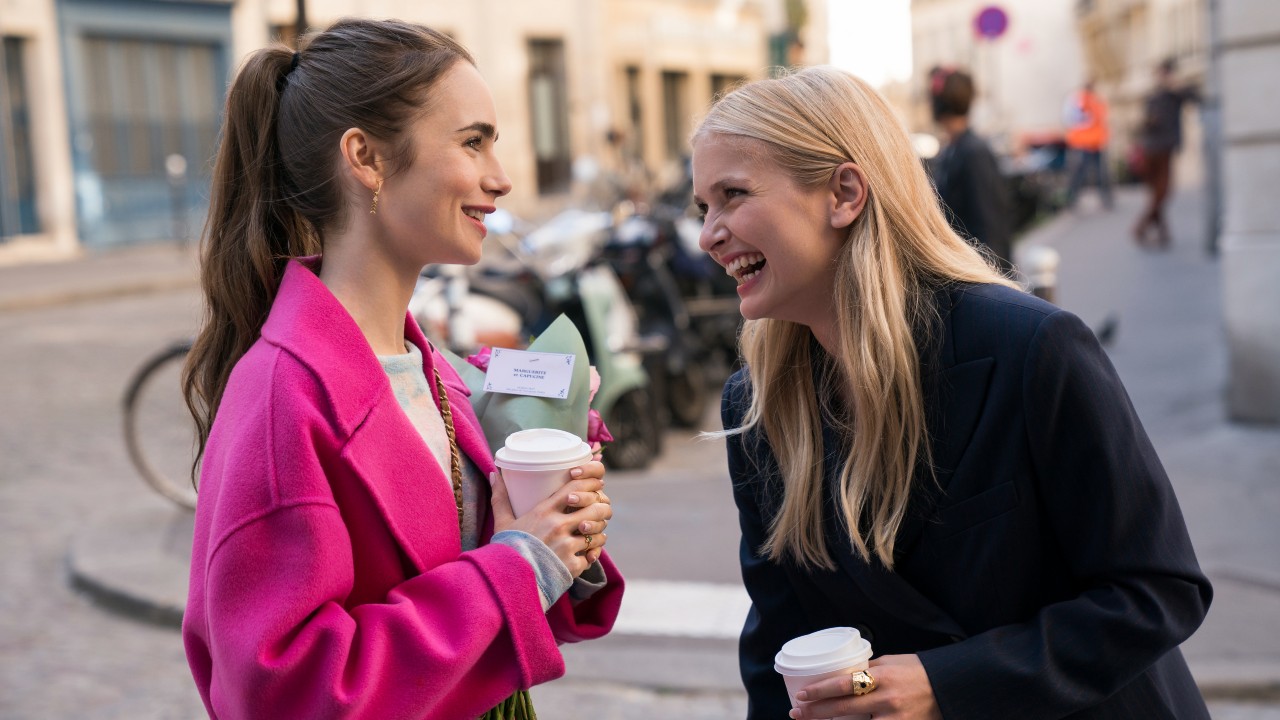 Emily in Paris 2, al via le riprese: Il video annuncio del cast