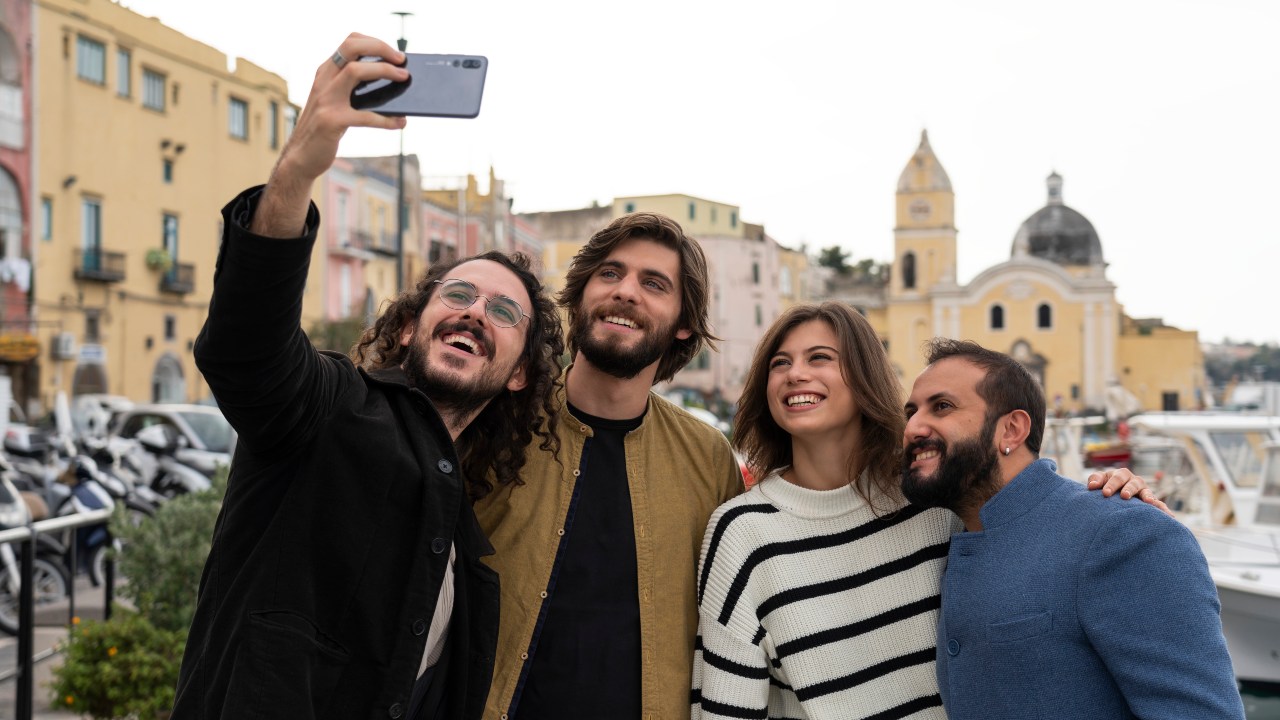 Generazione 56K a luglio su Netflix: Il teaser trailer e le prime foto della nuova serie con i The Jackal