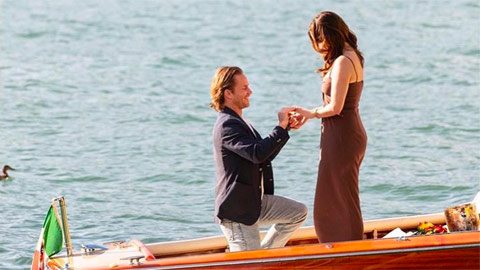 Sophia Bush: Proposta di matrimonio sul Lago di Como per l'attrice di One Tree Hill