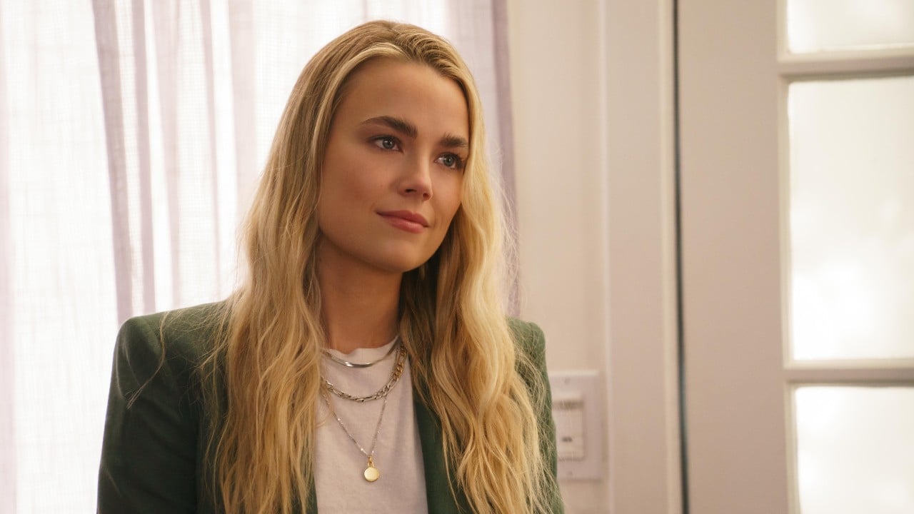 Maggie: Il trailer ufficiale della comedy romantica con Rebecca Rittenhouse