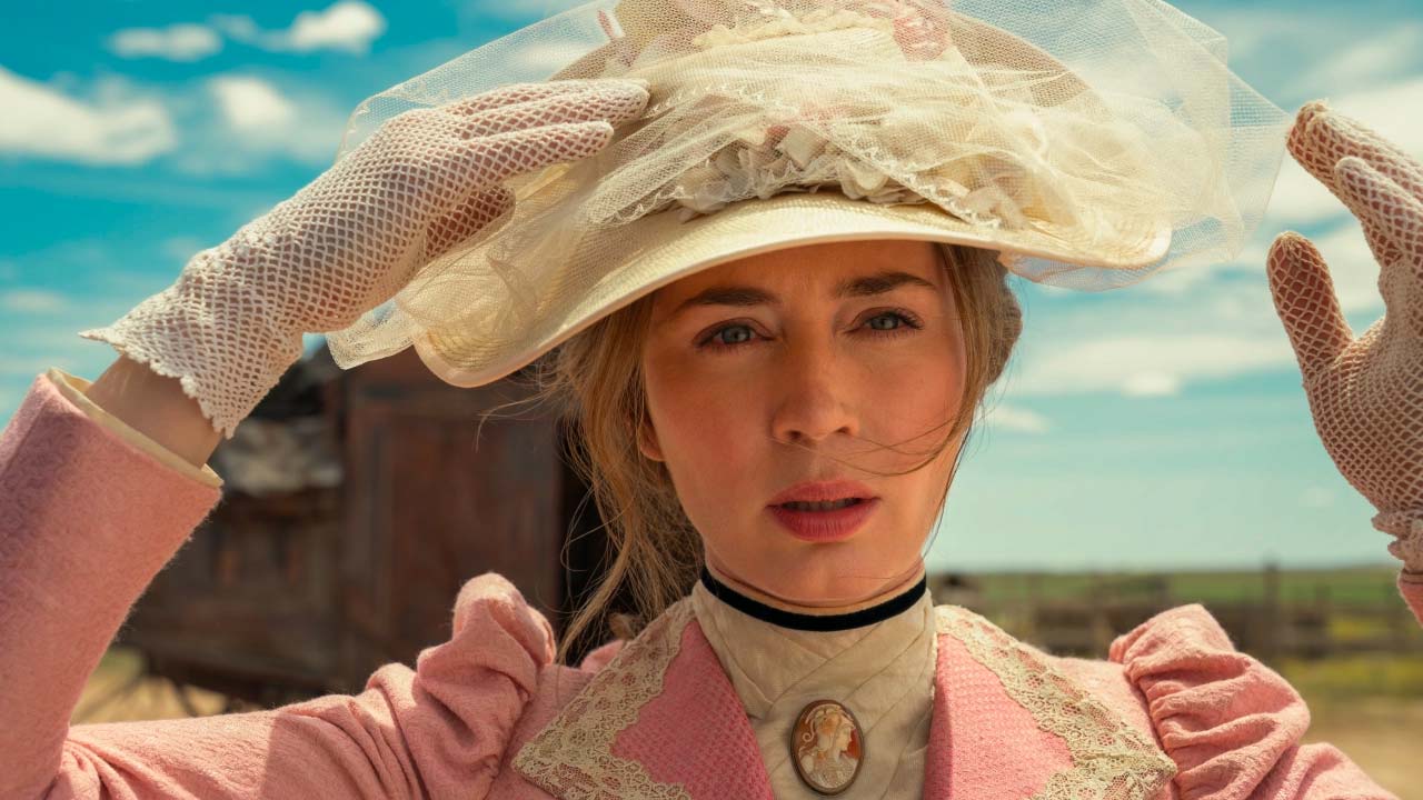 The English: Emily Blunt nelle prime foto della miniserie western