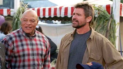 La morte di John Beasley, la co-star Treat Williams: "La sua narrazione ha dato a Everwood un'anima"