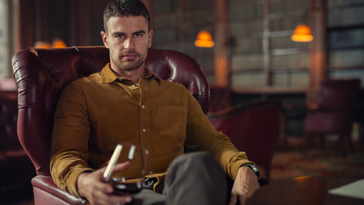 The Gentlemen: Le prime foto della serie Netflix ispirata al film di Guy Ritchie
