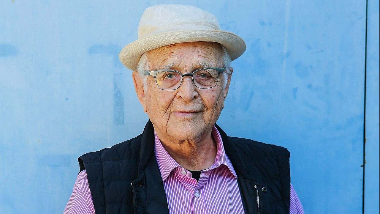 È morto Norman Lear: Il leggendario produttore e ideatore di Arcibaldo aveva 101 anni