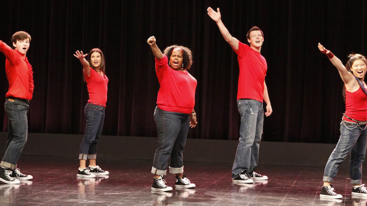 Glee, remake in arrivo? Il co-creatore Brad Falchuk è aperto all'idea