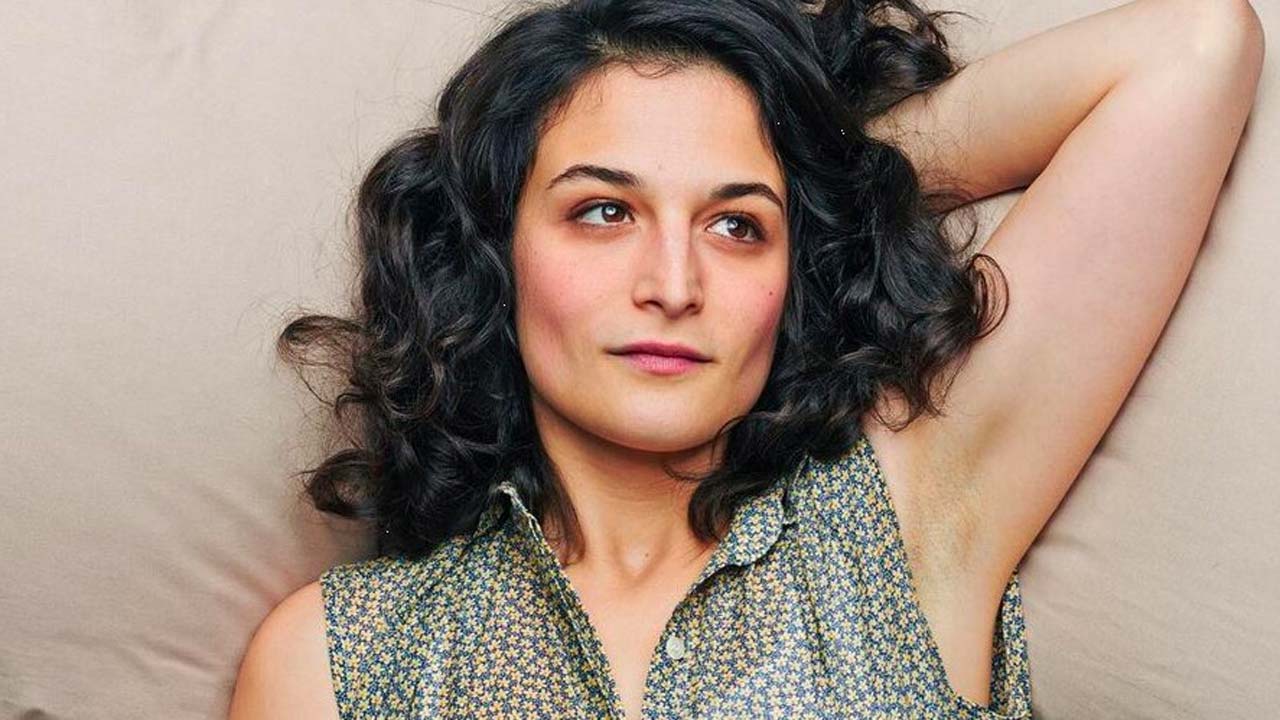 Jenny Slate affiancherà Michelle Williams in Dying for Sex, Max cancella  Rap Sh!t e altre news