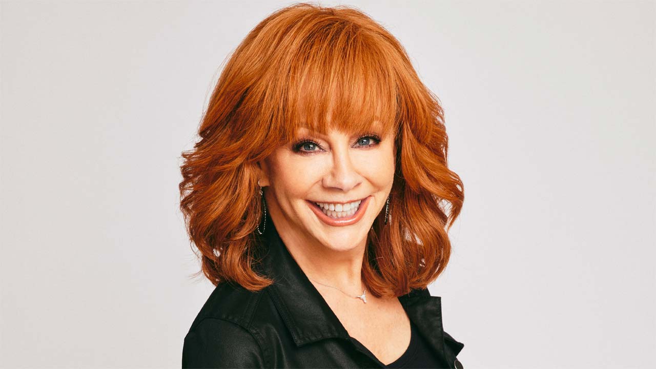 Reba McEntire potrebbe tornare in tv con una sitcom del produttore di Reba