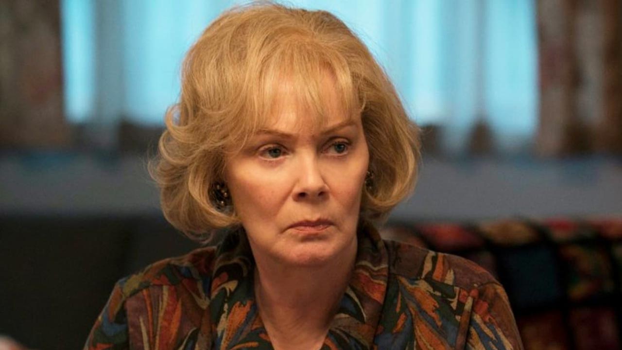 Jean Smart reciterà in una miniserie sugli ultimi giorni di vita di una ...