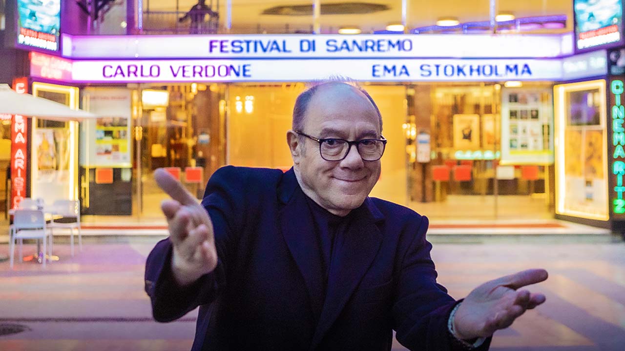 Vita da Carlo rinnovata per una terza stagione: Verdone direttore artistico del Festival di Sanremo