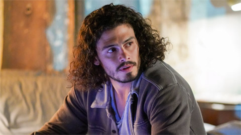 Tommy Martinez in Bosch: L'eredità, il trailer della stagione 2 di Interview with the Vampire e altre news in breve