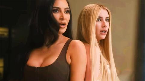 American Horror Story: Delicate, Emma Roberts e Kim Kardashian si prendono a schiaffi nel trailer della Parte 2
