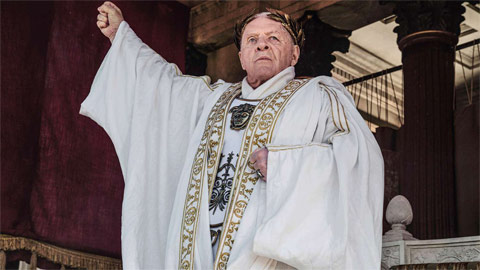 Those About to Die: Anthony Hopkins nelle prime foto della serie tv sull'epoca dei gladiatori