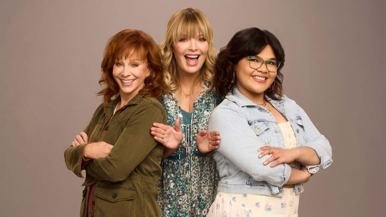 Reba McEntire canterà in Happy's Place, Courtney Taylor nel nuovo spin-off di Bosch e altre news in breve