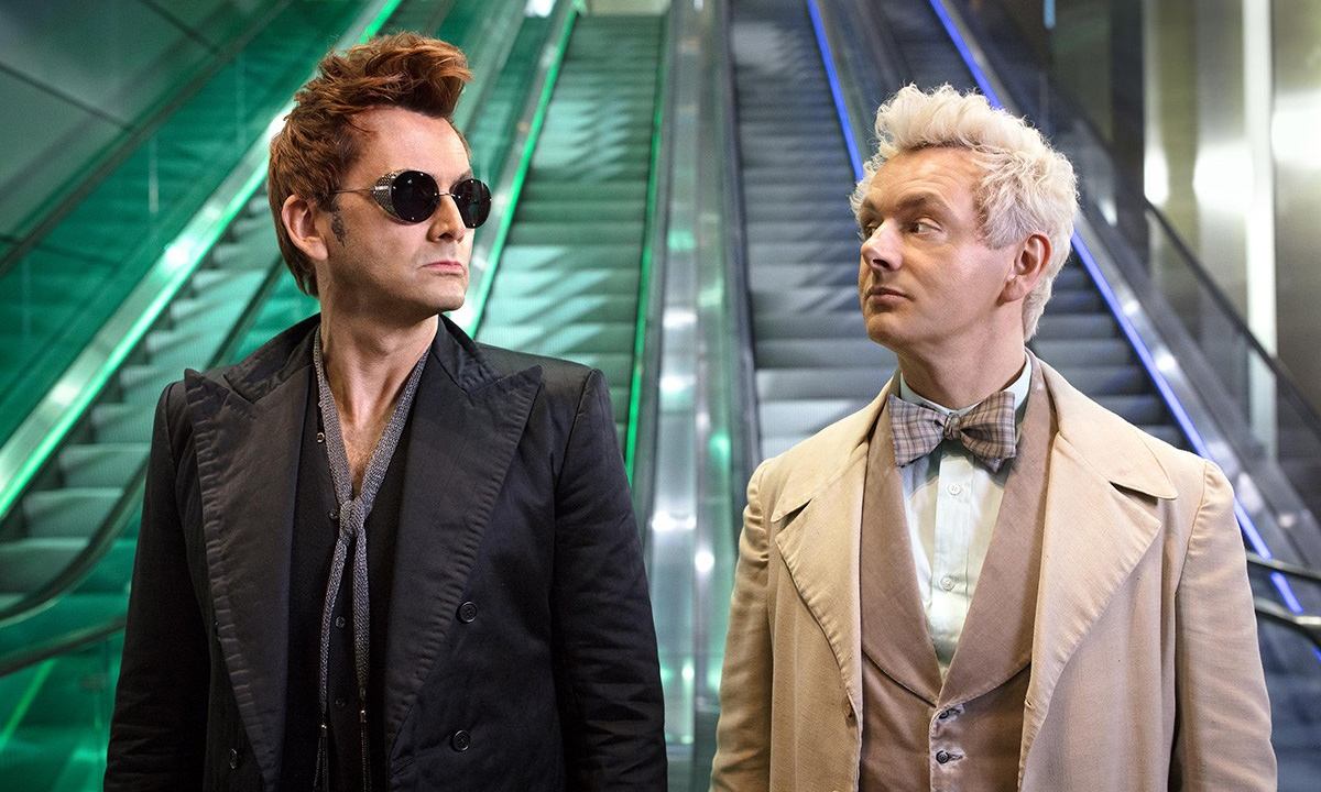 Good Omens: La terza e conclusiva stagione sospesa per le accuse a Neil Gaiman