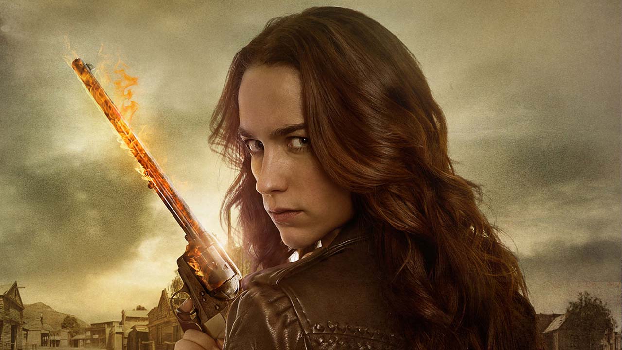 Melanie Scrofano nell'adattamento di Revival, Aidy Bryant nella stagione 2 di Platonic e altre news in breve
