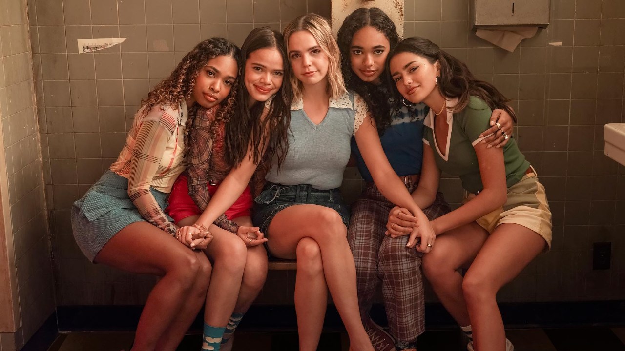 Il remake di Pretty Little Liars cancellato dopo due stagioni
