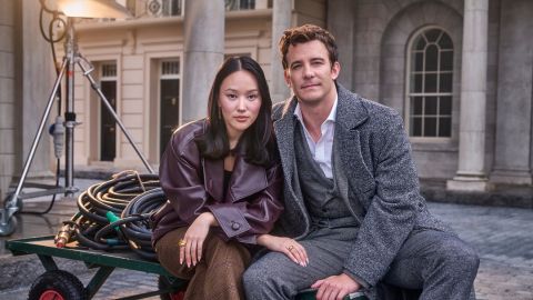 Bridgerton 4: Yerin Ha paragona Benedict a Mr. Darcy di Orgoglio e pregiudizio