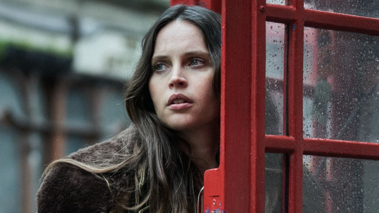 Felicity Jones protagonista di una serie ambientata nel mondo della Formula 1