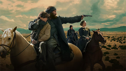 American Primeval: Un nuovo trailer della miniserie western con Taylor Kitsch e Betty Gilpin