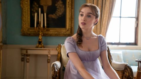 Bridgerton, Phoebe Dynevor vorrebbe riportare Daphne su Netflix: "Aspetto ancora quella chiamata"