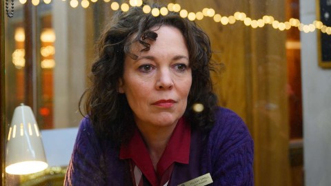 Olivia Colman recita in una nuova serie televisiva creata dall’ideatrice di The Affair