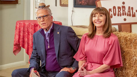 A Man on the Inside: Mary Steenburgen si unirà al marito Ted Danson nella stagione 2 della comedy
