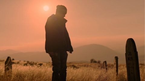 The Last of Us 2, perché la visita alla tomba di Joel è diversa rispetto al videogioco secondo gli showrunner