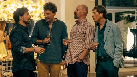 Maschi veri: Netflix racconta l'identità maschile in crisi nella nuova serie italiana