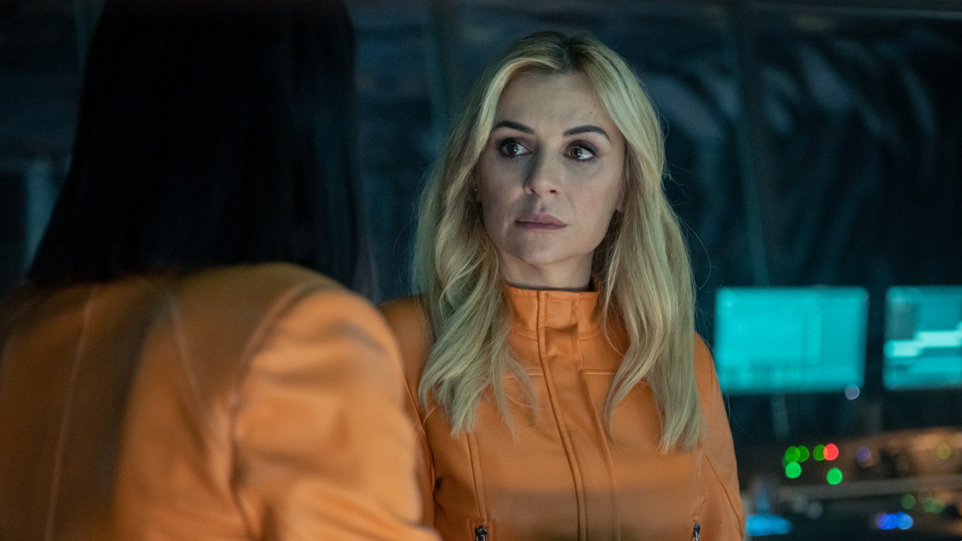 il rifugio atomico il teaser trailer italiano e la data della nuova serie dei creatori de la casa di carta da Comingsoon.it il rifugio atomico il teaser trailer italiano e la data della nuova serie dei creatori de la casa di carta